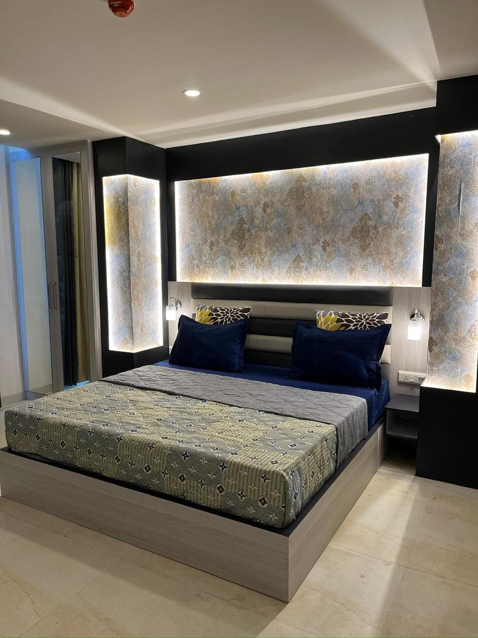 Sheron Hotels & Aparts luxury homestay in Ghaziabad - property image 21