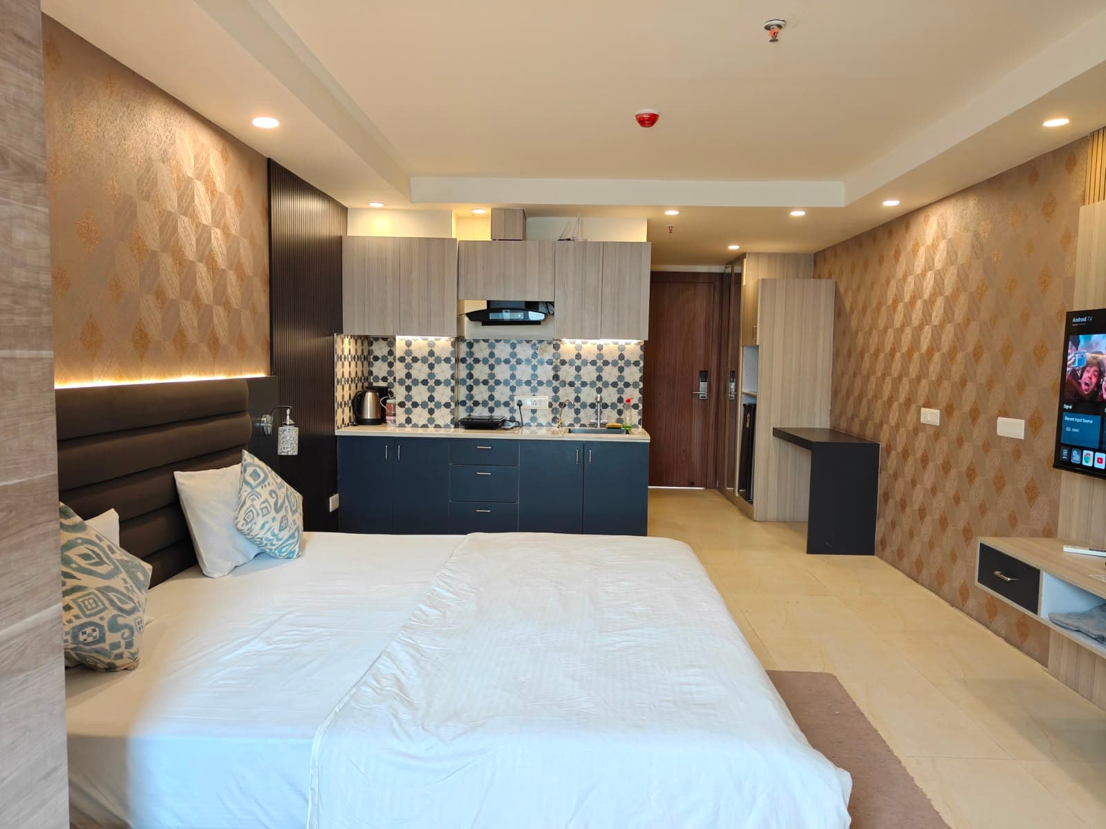 Sheron Hotels property